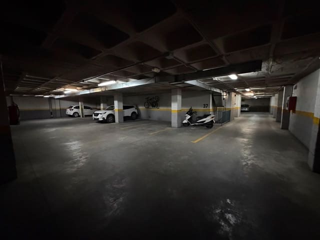 Garage for sale in Carrús Oest - El Toscar, Elche / Elx - € 13,500 (Ref: 9978994)