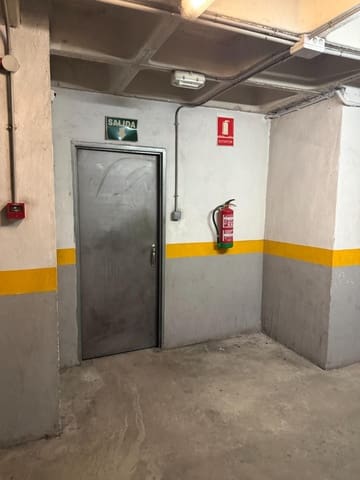 Garasje til salgs i Carrús Oest - El Toscar, Elche / Elx - € 15 000 (Ref: 9983114)