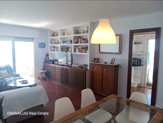 3 bedroom Apartment for rent in Almuñécar with garage - € 990 (Ref: 10072968)