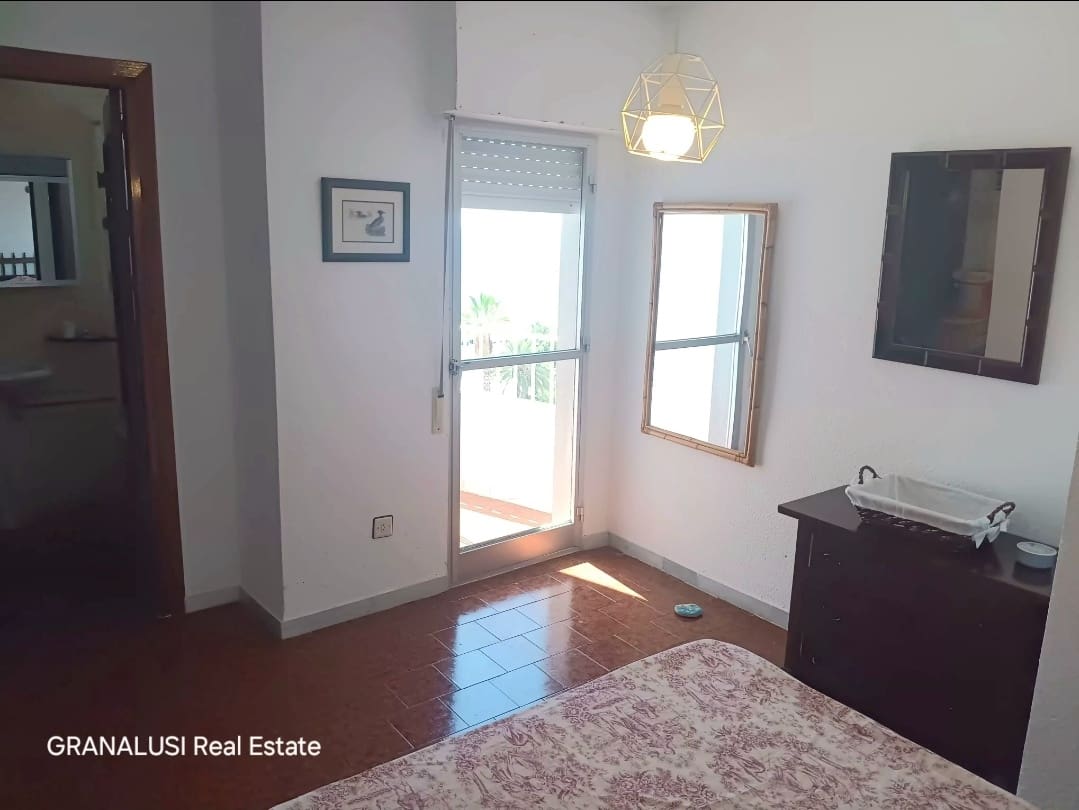 Apartamento de 3 habitaciones en Almuñécar en alquiler con garaje - 990 € (Ref: 10072968)