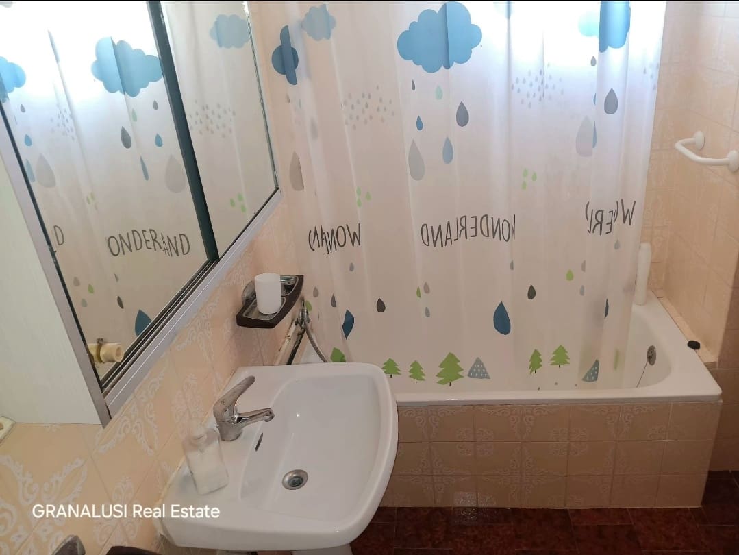 Apartamento de 3 habitaciones en Almuñécar en alquiler con garaje - 990 € (Ref: 10072968)