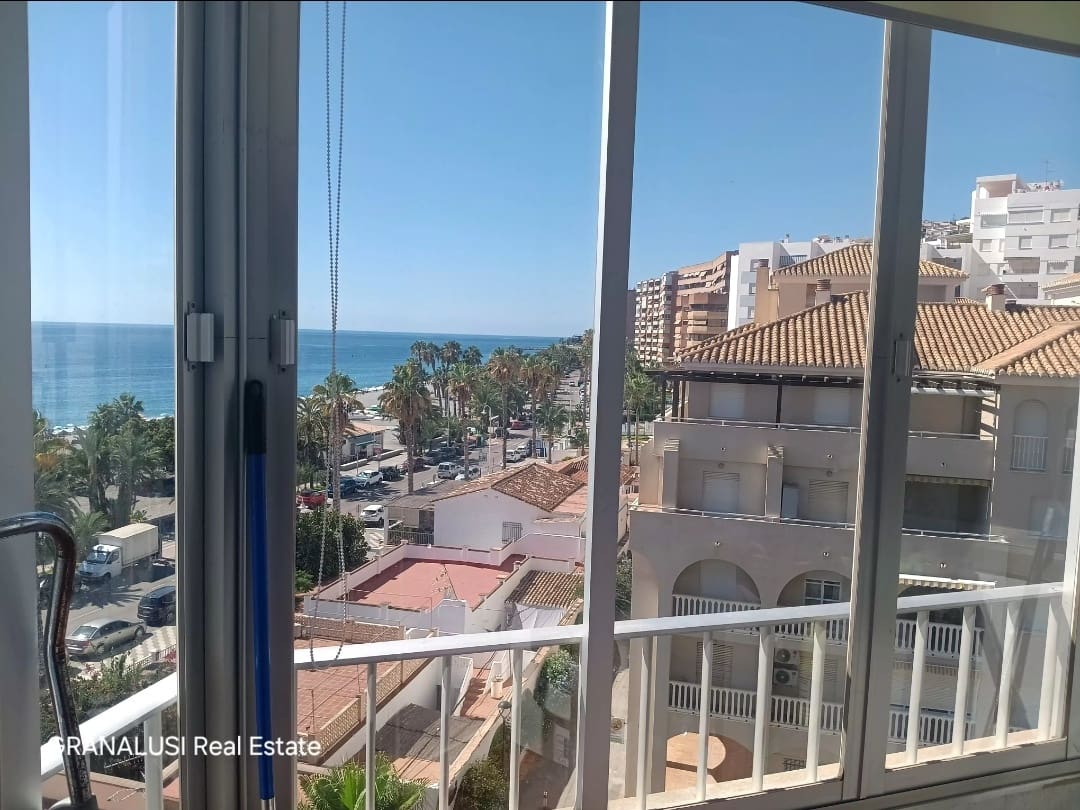 Apartamento de 3 habitaciones en Almuñécar en alquiler con garaje - 990 € (Ref: 10072968)