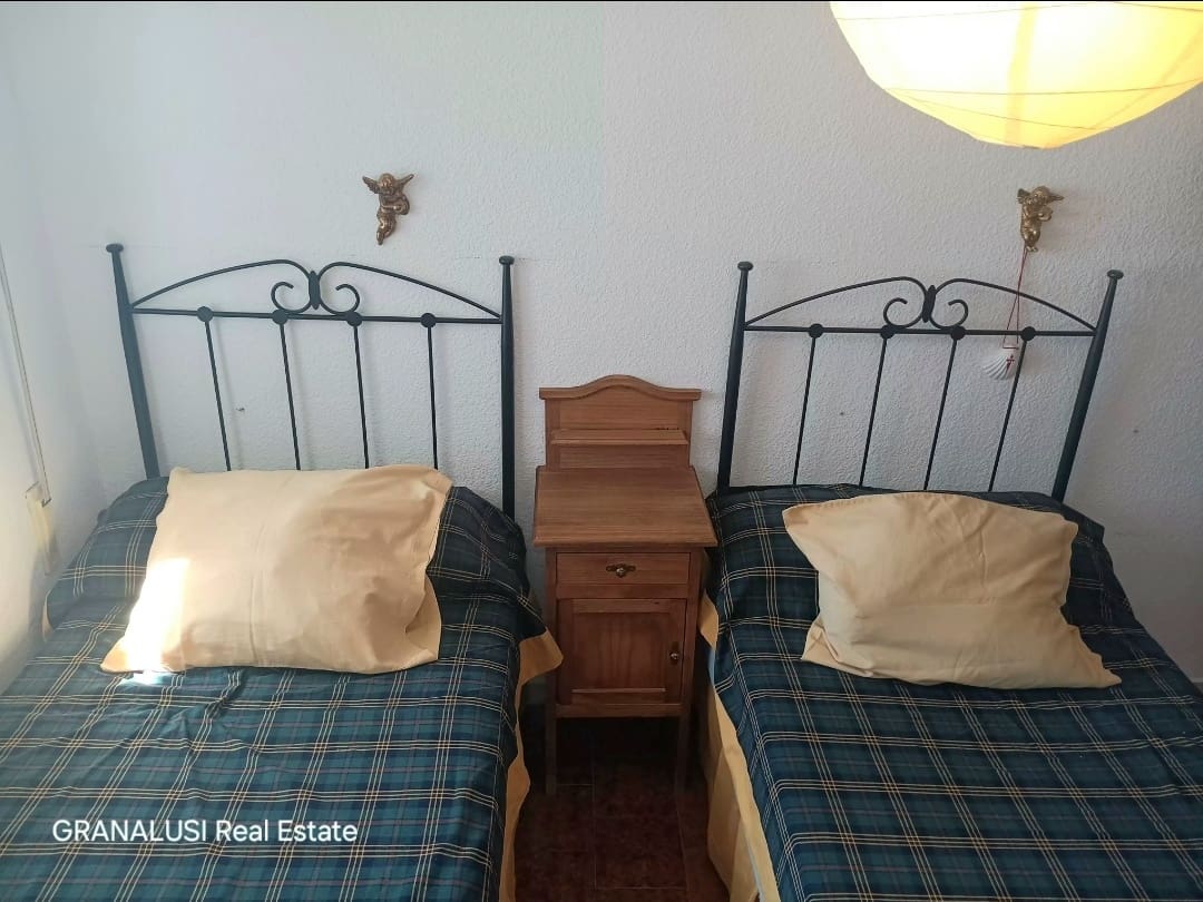 Apartamento de 3 habitaciones en Almuñécar en alquiler con garaje - 990 € (Ref: 10072968)