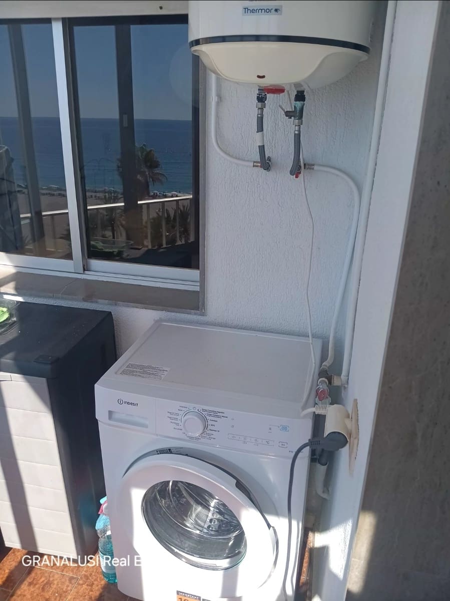 Apartamento de 3 habitaciones en Almuñécar en alquiler con garaje - 990 € (Ref: 10072968)
