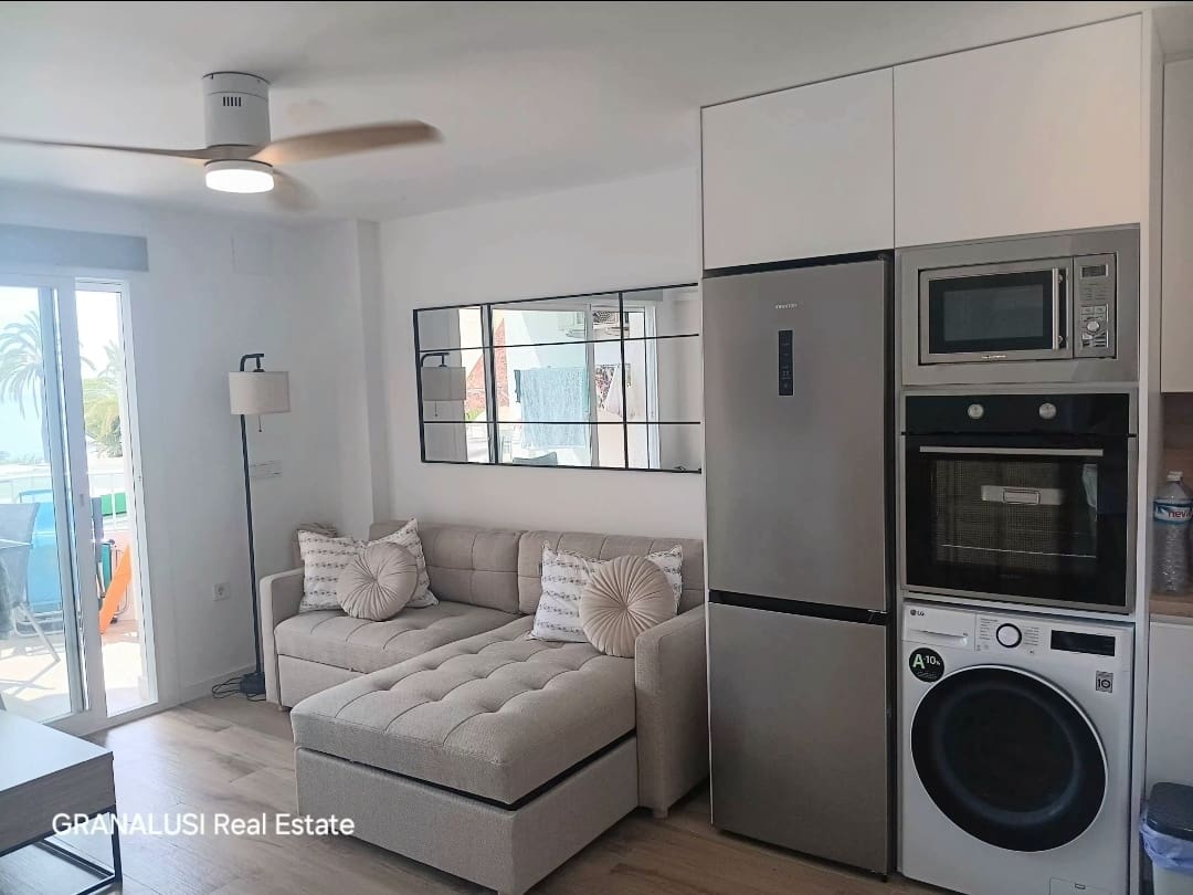 1 Zimmer Apartment zu vermieten in Almunecar - 850 € (Ref: 10089963)