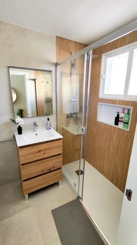 2 makuuhuone Ranta-asunto vuokrattavana paikassa Almuñécar - 676 € (Ref: 10141619)