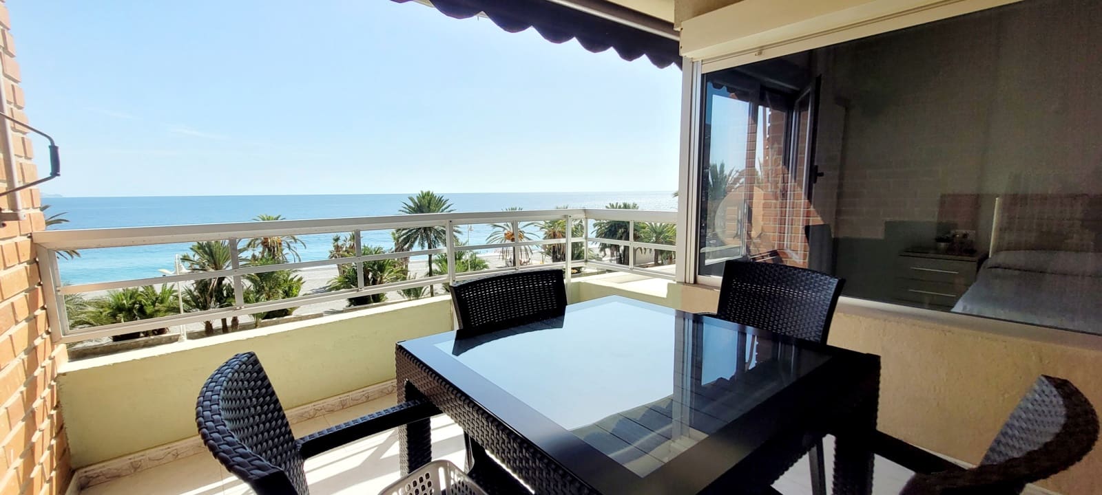 2 slaapkamer Strandappartement te huur in Almunecar - € 1.150 (Ref: 10160536)