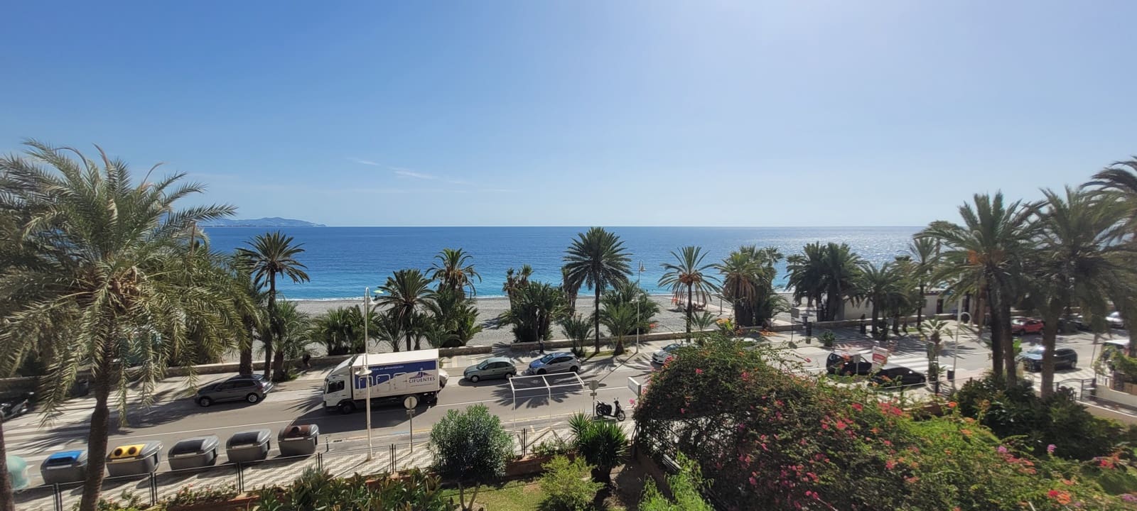 2 slaapkamer Strandappartement te huur in Almunecar - € 1.150 (Ref: 10160536)