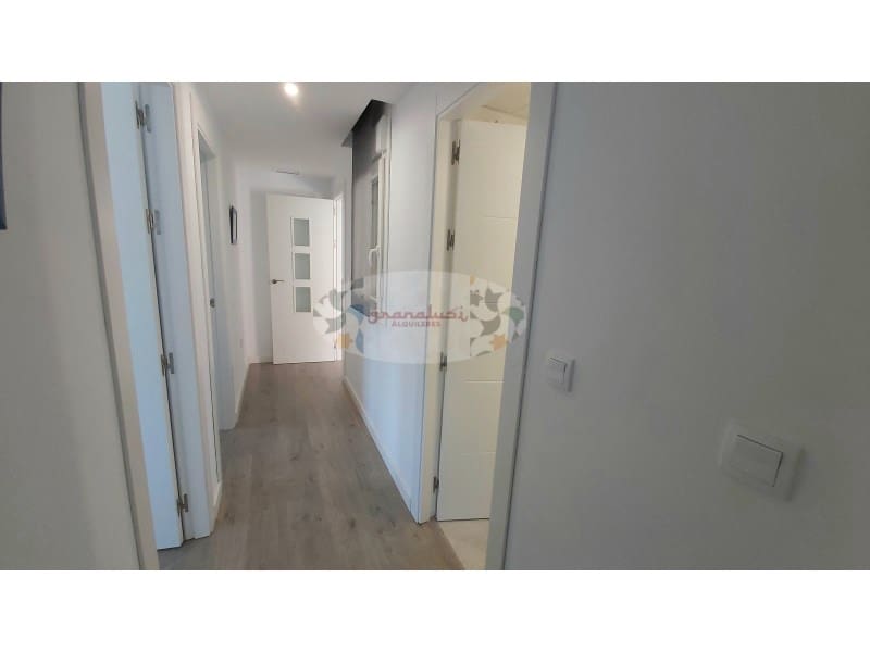 3 Zimmer Wohnung zu vermieten in Almunecar mit Garage - 750 € (Ref: 6785628)