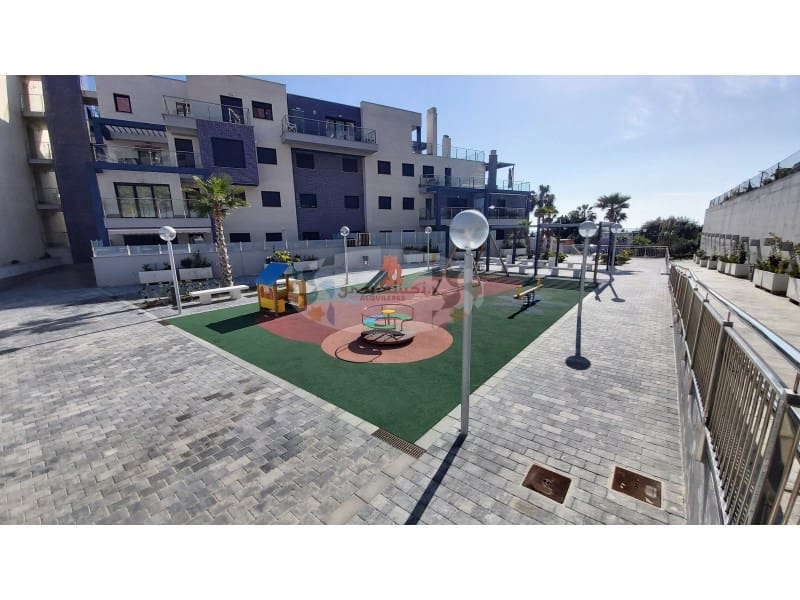 3 Zimmer Wohnung zu vermieten in Almunecar mit Garage - 750 € (Ref: 6785628)