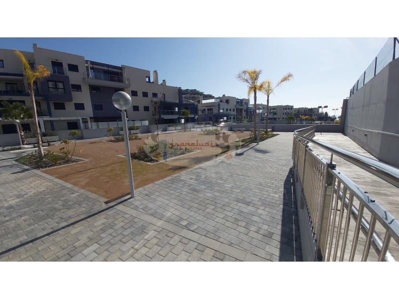 3 Zimmer Wohnung zu vermieten in Almunecar mit Garage - 750 € (Ref: 6785628)