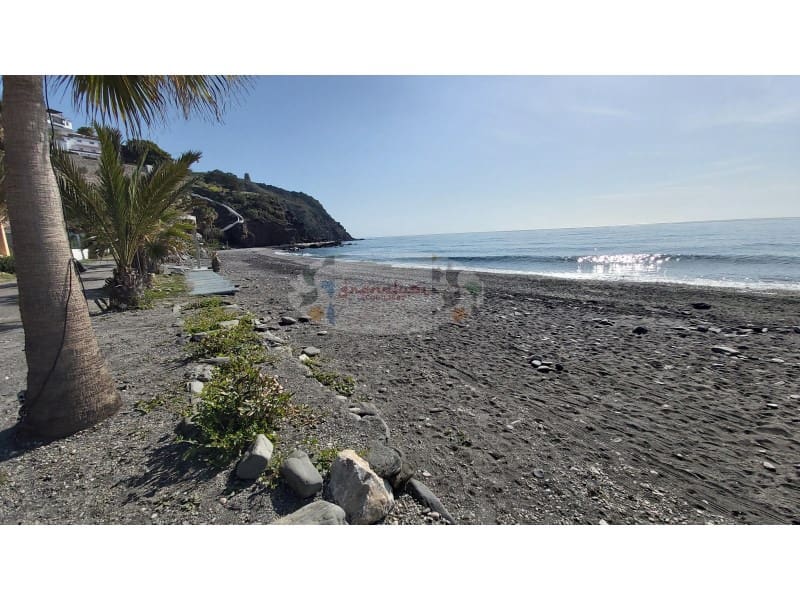 3 Zimmer Wohnung zu vermieten in Almunecar mit Garage - 750 € (Ref: 6785628)