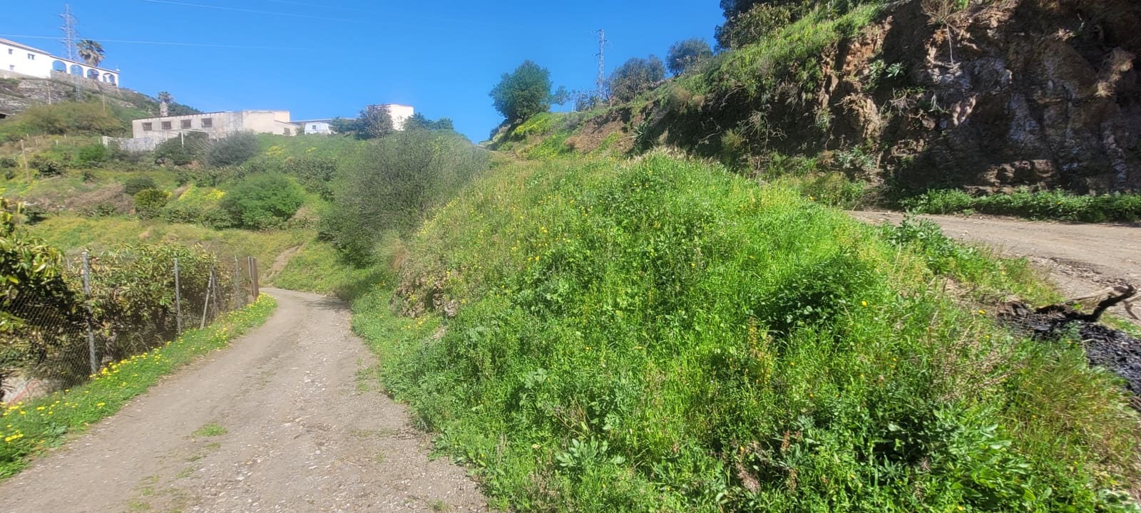 3 bedroom Villa for sale in Almunecar with garage - € 225,000 (Ref: 6785669)