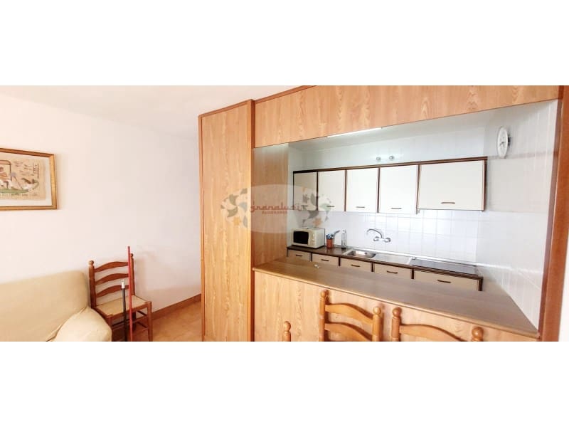 2 bedroom Apartment for rent in Almunecar with garage - € 750 (Ref: 6824595)