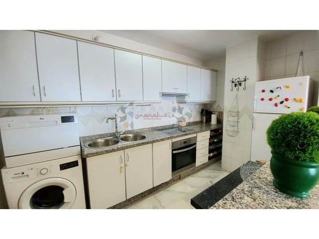 2 bedroom Flat for rent in Almuñécar with garage - € 750 (Ref: 7015308)