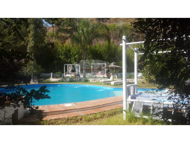 8 soveværelse Villa til salg i Jete med garage - € 1.300.000 (Ref: 7021255)