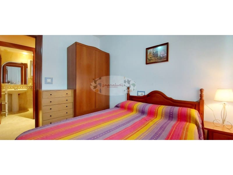 3 quarto Apartamento para arrendar em La Herradura - 990 € (Ref: 7112454)