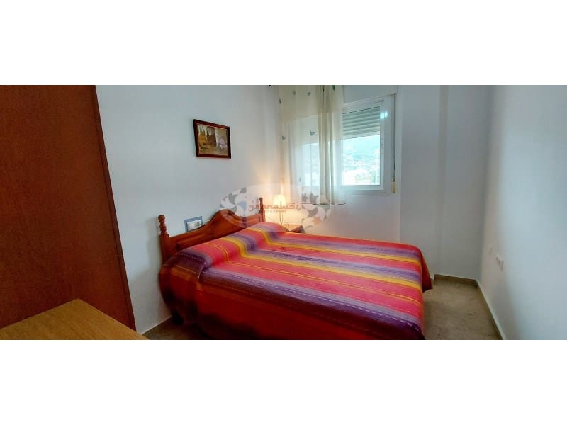 3 quarto Apartamento para arrendar em La Herradura - 990 € (Ref: 7112454)