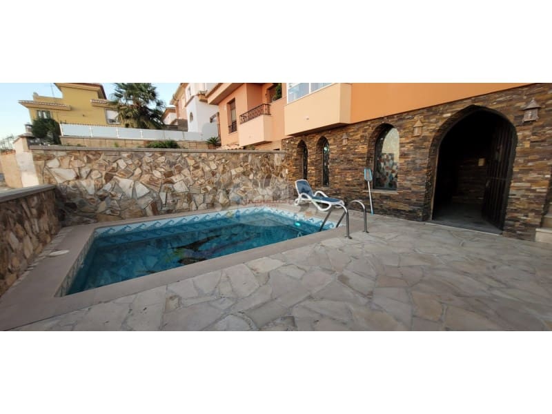 3 soverom Villa til salgs i Ogijares med garasje - € 280 000 (Ref: 7260860)