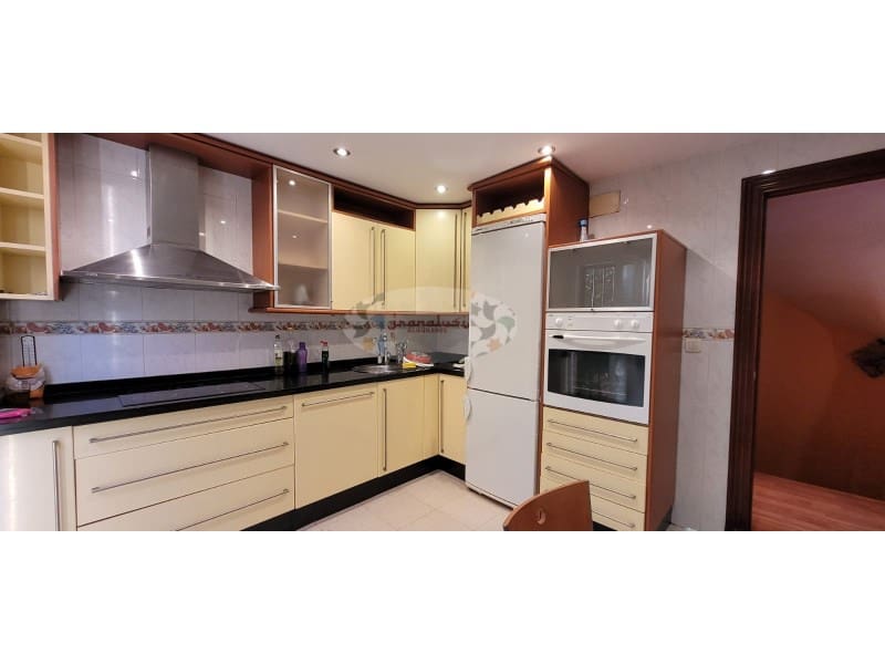 3 soverom Villa til salgs i Ogijares med garasje - € 280 000 (Ref: 7260860)