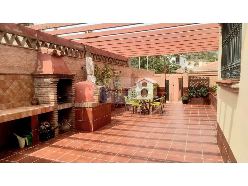 3 soveværelse Villa til leje i Almunecar med garage - € 1.500 (Ref: 7454331)