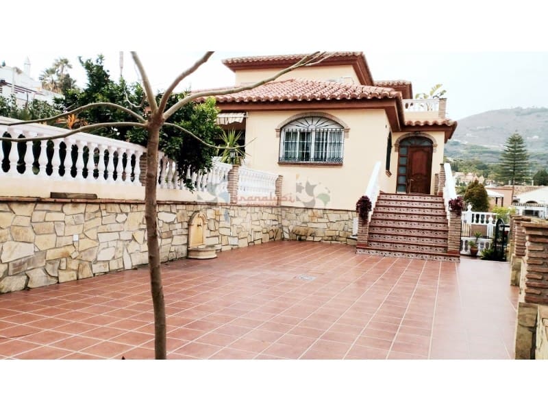 3 soveværelse Villa til leje i Almunecar med garage - € 1.500 (Ref: 7454331)