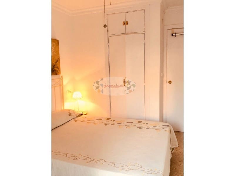 1 soveværelse Lejlighed til leje i Almunecar - € 690 (Ref: 8052079)