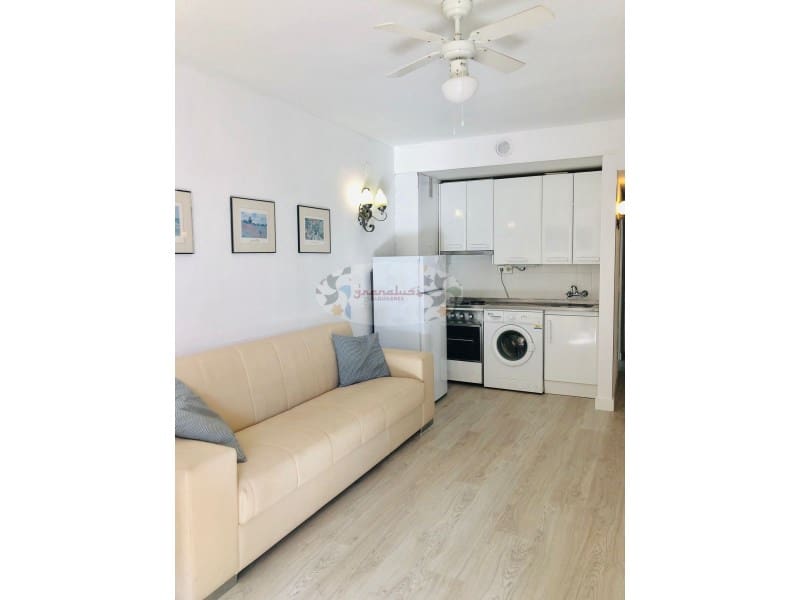 1 soveværelse Lejlighed til leje i Almunecar - € 590 (Ref: 8243865)