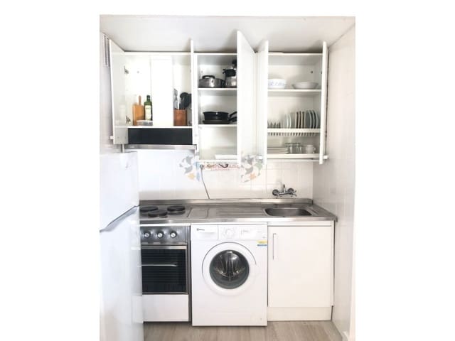 1 soveværelse Lejlighed til leje i Almuñécar - € 590 (Ref: 8243865)