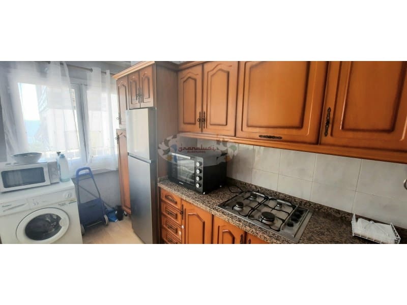 2 soveværelse Lejlighed til leje i Almunecar - € 990 (Ref: 8509726)