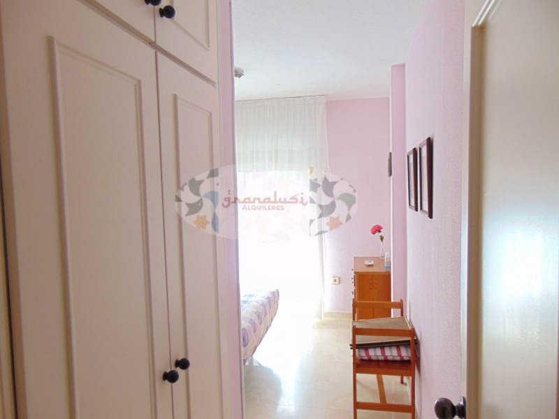 3 soveværelse Villa til leje i Almunecar med garage - € 950 (Ref: 8549320)