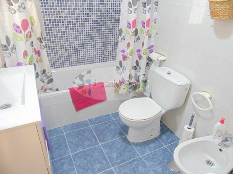 3 soveværelse Villa til leje i Almunecar med garage - € 950 (Ref: 8549320)