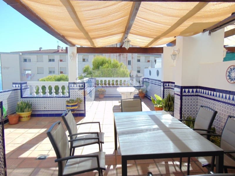 3 soveværelse Villa til leje i Almunecar med garage - € 950 (Ref: 8549320)