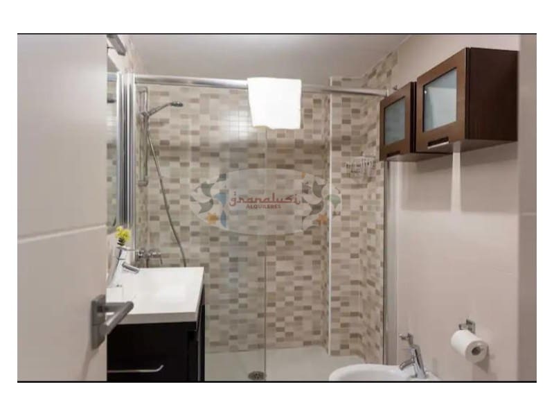 3 soveværelse Lejlighed til leje i Almunecar med garage - € 990 (Ref: 8577656)