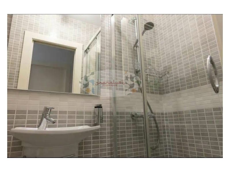 3 soveværelse Lejlighed til leje i Almunecar med garage - € 990 (Ref: 8577656)