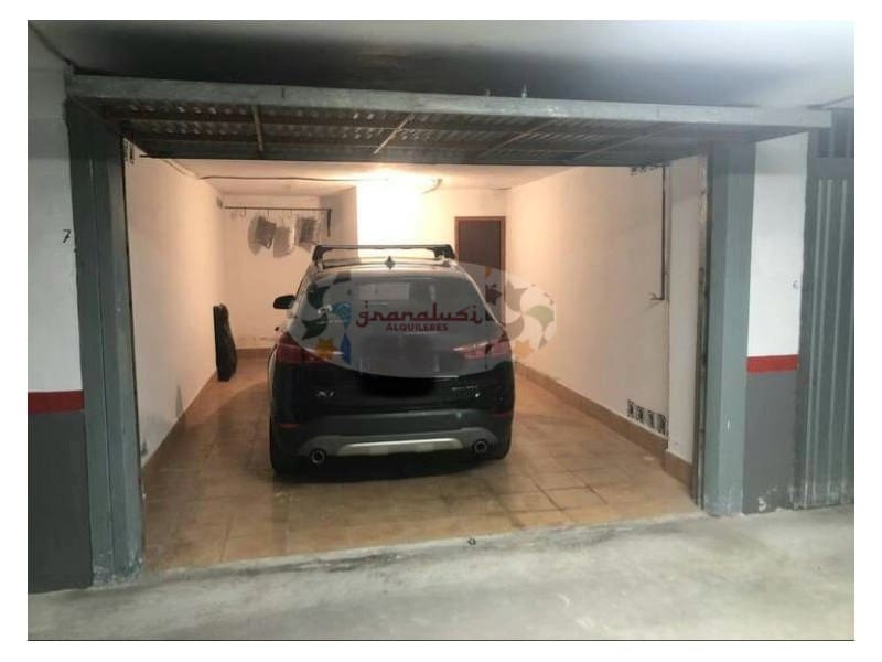 3 soveværelse Lejlighed til leje i Almunecar med garage - € 990 (Ref: 8577656)