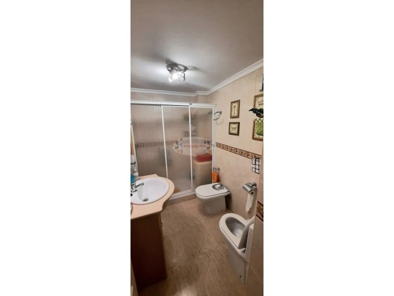 2 soveværelse Lejlighed til leje i Almunecar med garage - € 790 (Ref: 8622944)