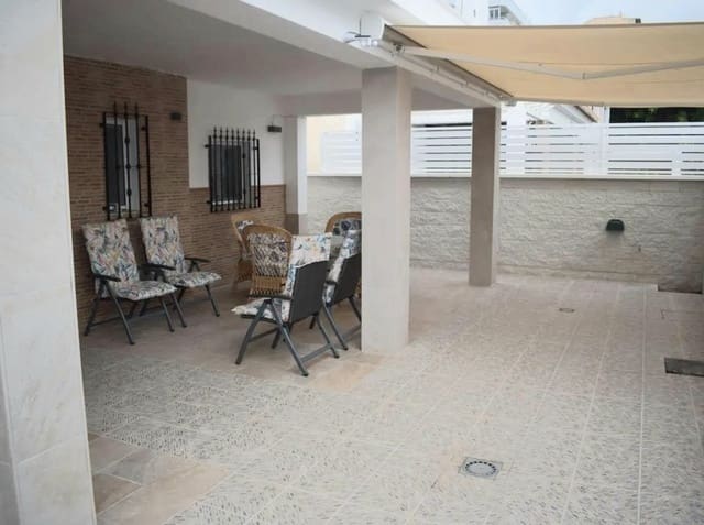 4 sovrum Hus att hyra i Almuñécar med garage - 1 400 € (Ref: 9126617)