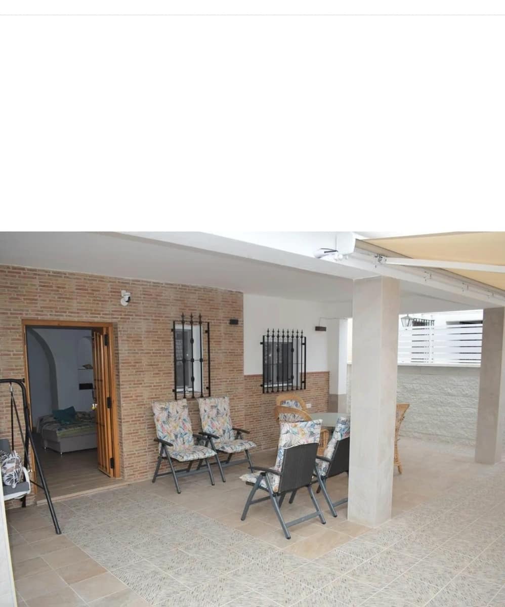 4 sovrum Hus att hyra i Almunecar med garage - 1 400 € (Ref: 9126617)