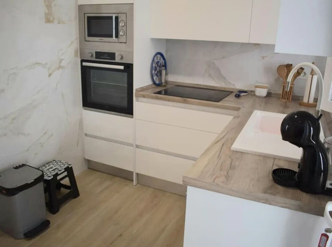 4 sovrum Hus att hyra i Almunecar med garage - 1 400 € (Ref: 9126617)