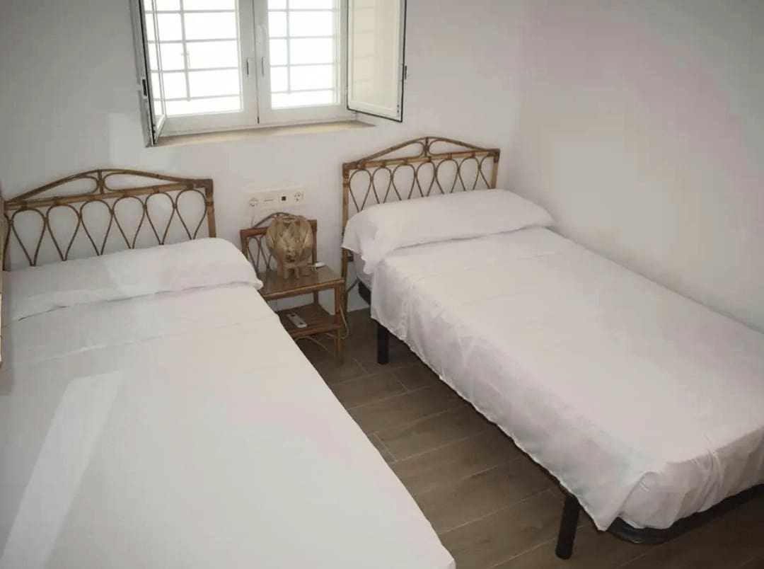 4 sovrum Hus att hyra i Almunecar med garage - 1 400 € (Ref: 9126617)