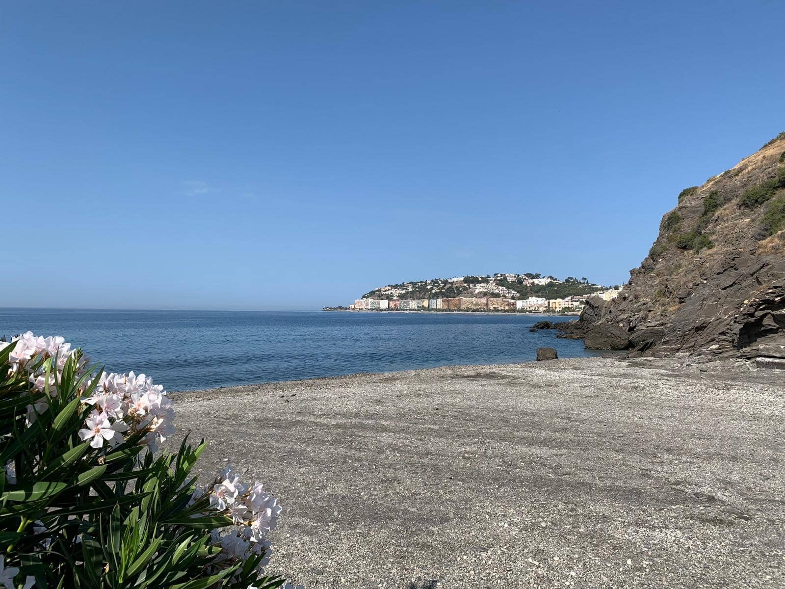 3 bedroom Apartment for rent in Almunecar - € 990 (Ref: 9751509)