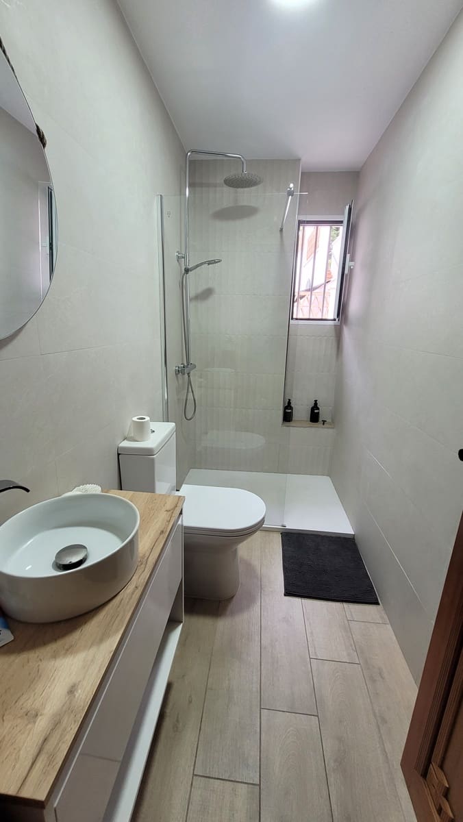 3 slaapkamer Huis te huur in Almunecar met garage - € 1.500 (Ref: 9784340)