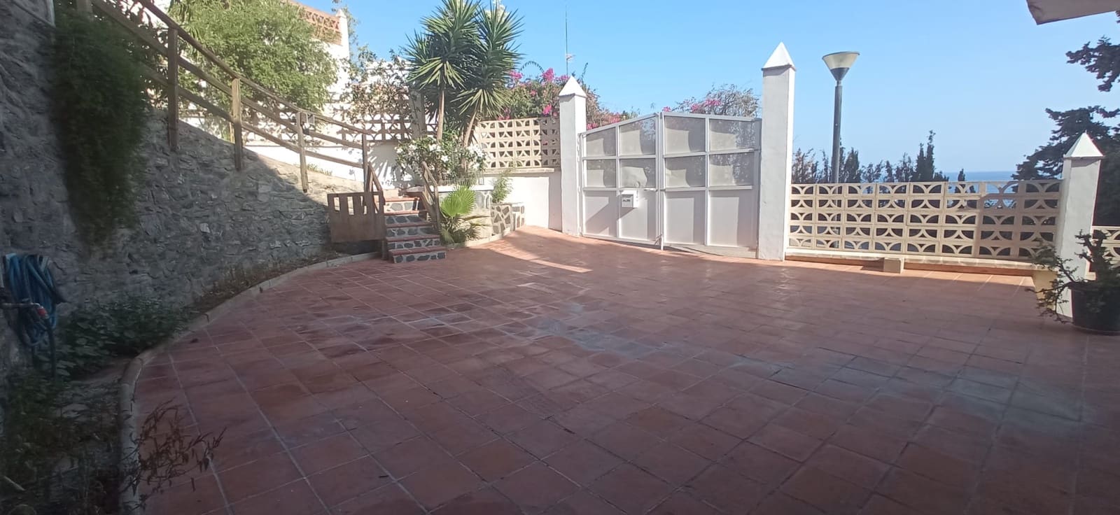 3 slaapkamer Huis te huur in Almunecar met garage - € 1.500 (Ref: 9784340)