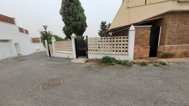 3 slaapkamer Huis te huur in Almuñécar met garage - € 1.500 (Ref: 9784340)