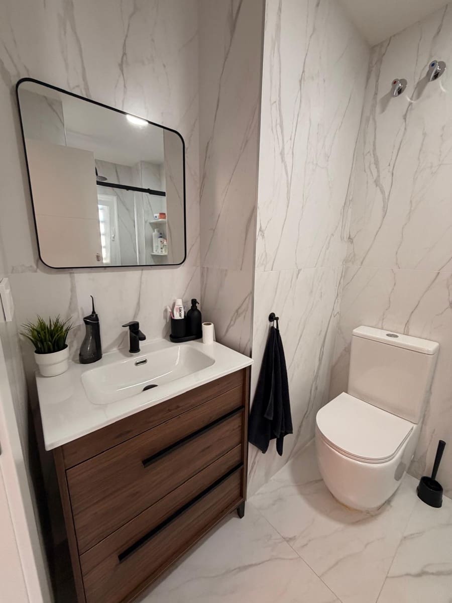Appartement de 2 chambres à louer à Salobrena avec piscine garage - 850 € (Ref: 9900741)