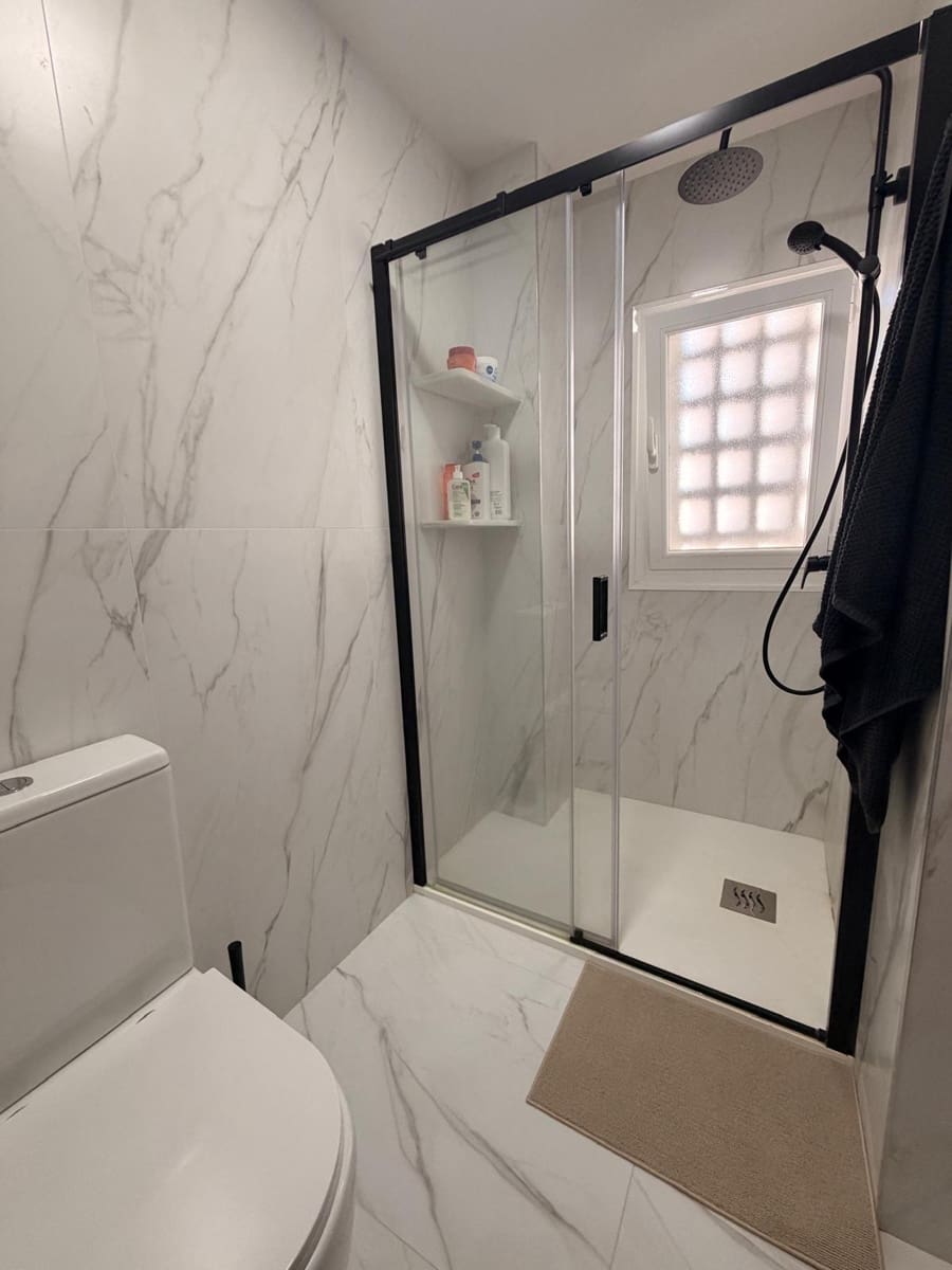 Appartement de 2 chambres à louer à Salobrena avec piscine garage - 850 € (Ref: 9900741)