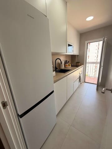 Appartement de 2 chambres à louer à Salobreña avec piscine garage - 850 € (Ref: 9900741)