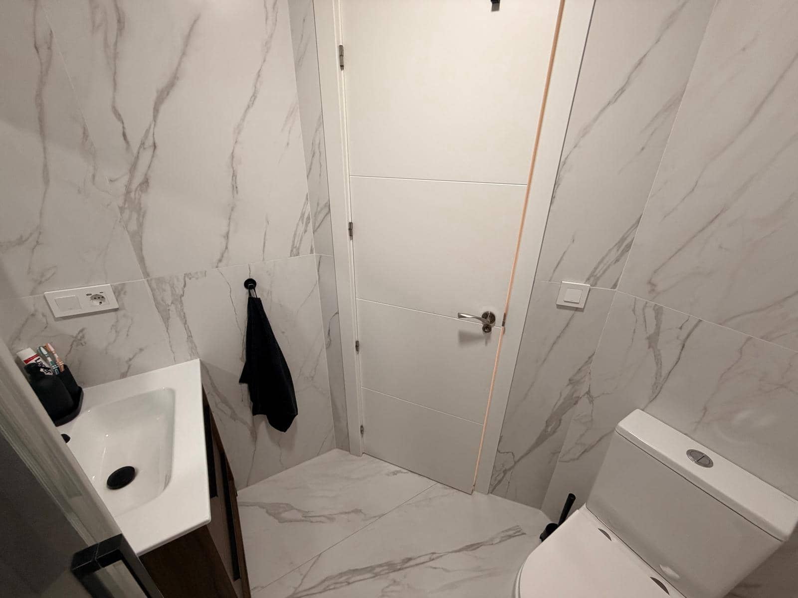 Appartement de 2 chambres à louer à Salobrena avec piscine garage - 850 € (Ref: 9900741)