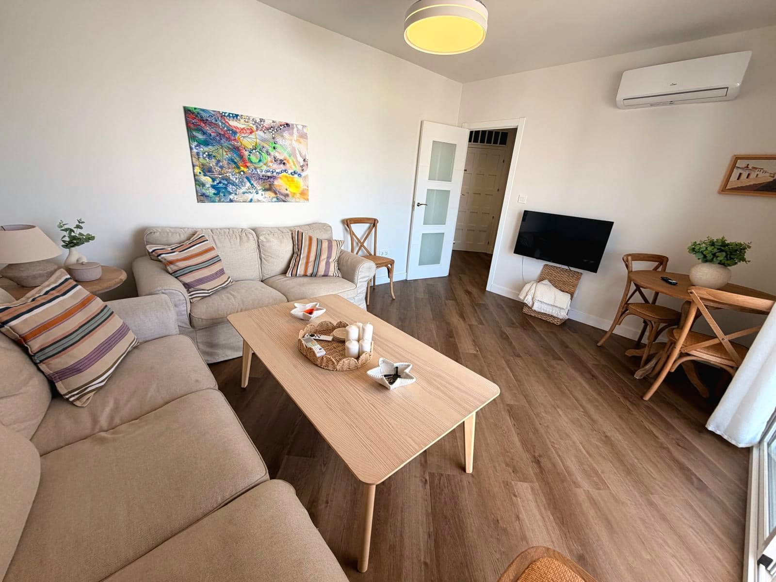 Appartement de 2 chambres à louer à Salobrena avec piscine garage - 850 € (Ref: 9900741)